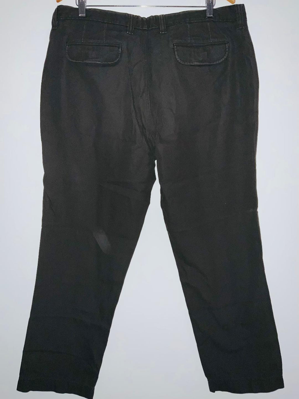 ARTURO CALLE Pantalón casual para hombre. Talla 40