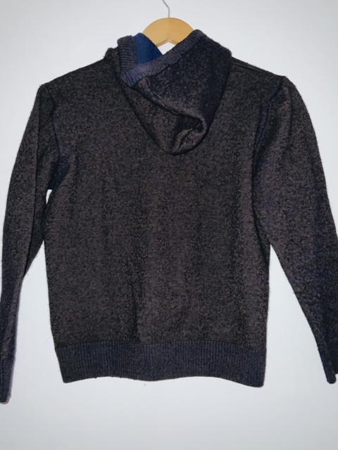 CALOS NIETO Sweater tejido con capota. Talla L*