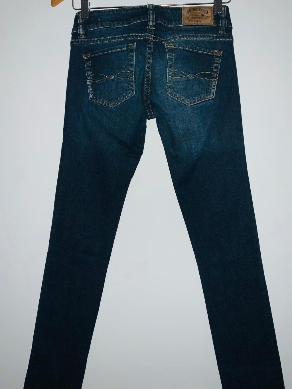 AMERICANINO Jean cinco bolsillos referencia Chicago.  Talla 2