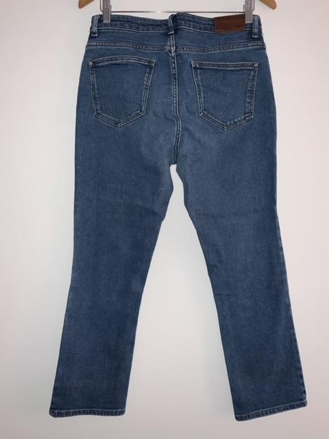 MANGO Jean cinco bolsillos bota recta. Talla 40 ( 10 )