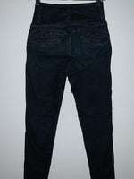 TRUCCOS Jean Skinny con pretina alta y botones. Talla 6