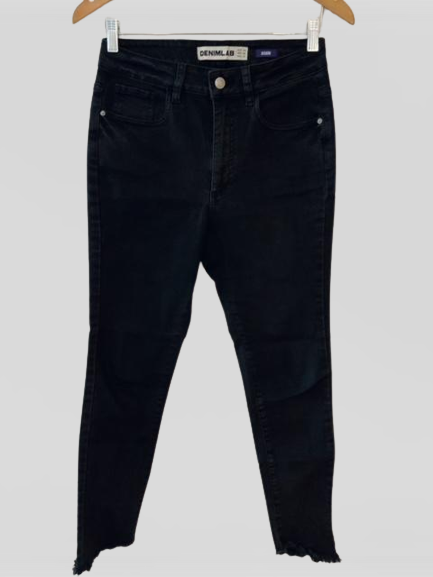 DENIMLAB Pantalón cinco bolsillos en dril negro. Talla 10