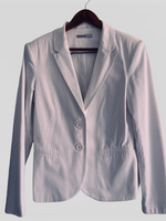 STRADIVARIUS Chaqueta Blazer 2 botones Blanca. Talla M