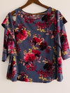 EST.1945 Blusa Estampada flores. Talla M