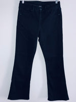 AMERICAN EAGLE Pantalón semi flare negro. Talla 6