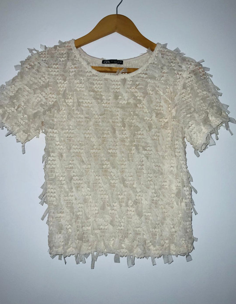 ZARA Camiseta manga corta con textura. Talla S