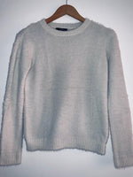 BERSHKA Sweater tejido cerrado cuello redondo. Talla XS