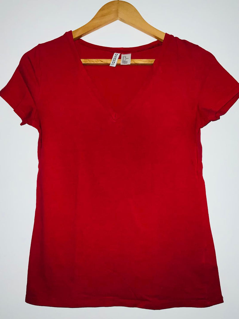 H&M Camiseta básica cuello en pico. Talla M