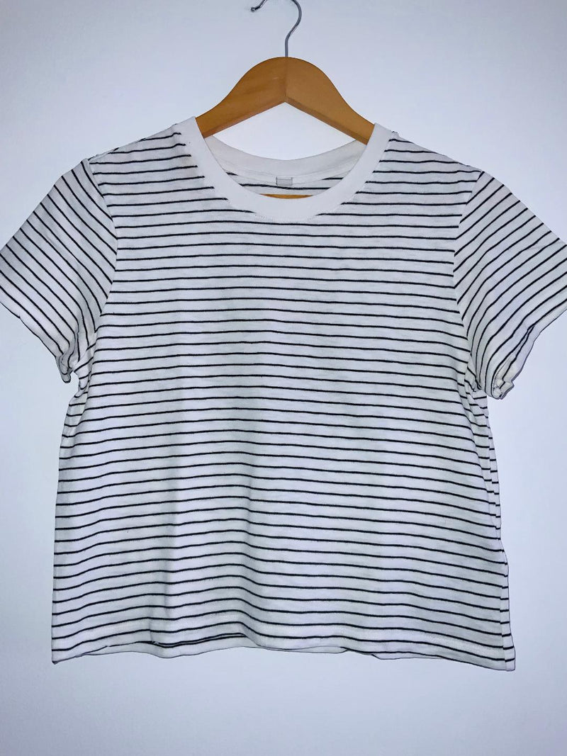 UNIQLO Camiseta corta a rayas. Talla S