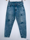 LEONISA Jean cinco bolsillos con destroyer. Talla 6