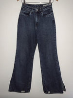 LOLA JEANS Mom Jean cinco bolsillos Palazzo. Talla 6