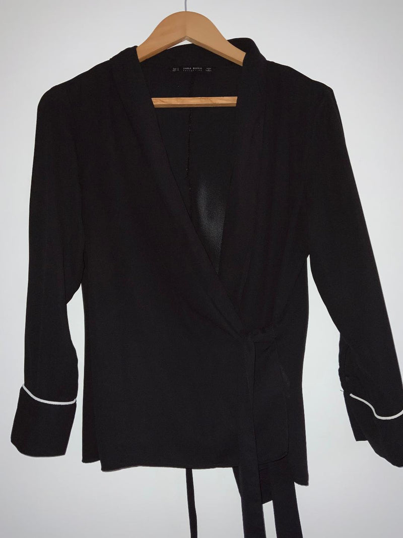 ZARA Kimono corto cruzado. Talla S