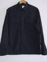 H&M Camichaqueta en dril para hombre. Talla S