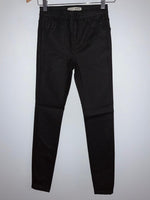 STRADIVARIUS Pantalón skinny con efecto brillo. Talla 34