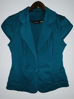 RAGGED Chaquetilla manga corta. Talla M