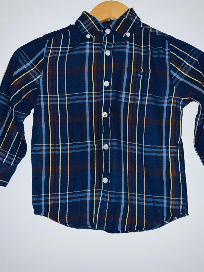 EPK Camisa para niño en cuadros fondo azul. Talla 4