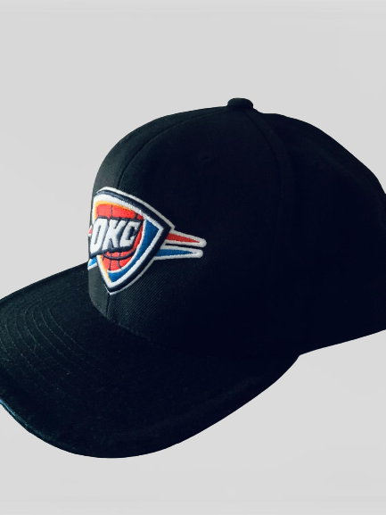 NBA OKC Gorra bordada. Talla 8 ( 64 cms )