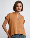 BLUSA En lino manga corta. Talla Única