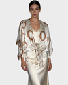ANARIAS Kimono corto estampado sellos. Talla Única