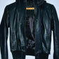 CHAQUETA En cuero tipo bomber para mujer. Talla S