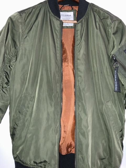 PULL&BEAR Chaqueta tipo bomber para hombre. Talla XS