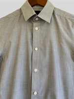 H&M Camisa Básica para hombre en tela diagonal. Talla XS