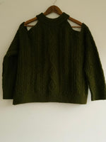 SWEATER Trenzado hombros descubiertos. Talla S