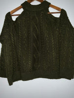 SWEATER Trenzado hombros descubiertos. Talla S