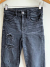 AMERICAN EAGLE Pantalón cinco bolsillos negro con Destroyer. Talla 0