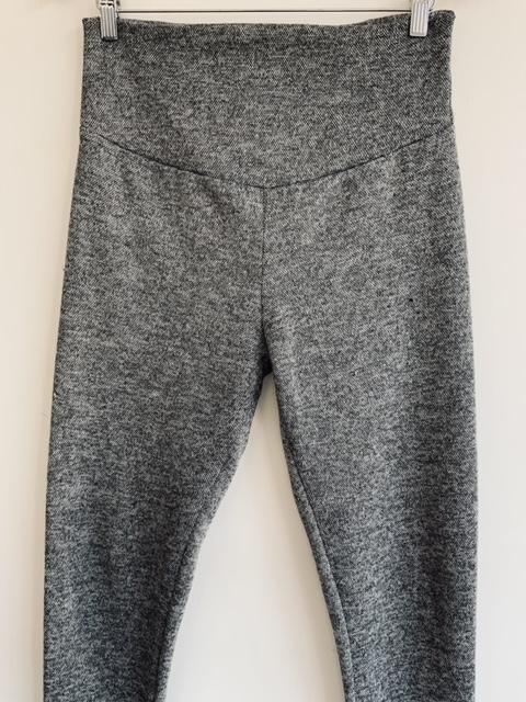 PIPONAS Pantalón materno en gris jaspe. Talla XS