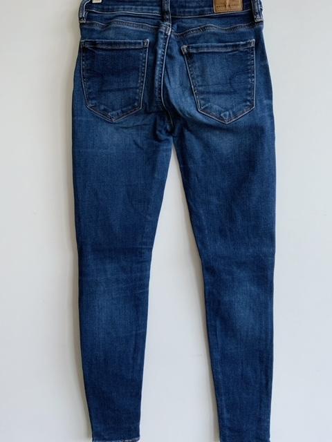 AMERICAN EAGLE Jean Cinco Bolsillos con Destroyer. Talla 0