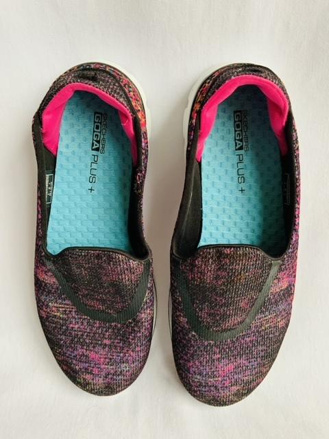 SKECHERS Mujer Go Walk  . Talla 37