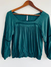 LEONISA Blusa escote cuadrada recogida. Talla XS