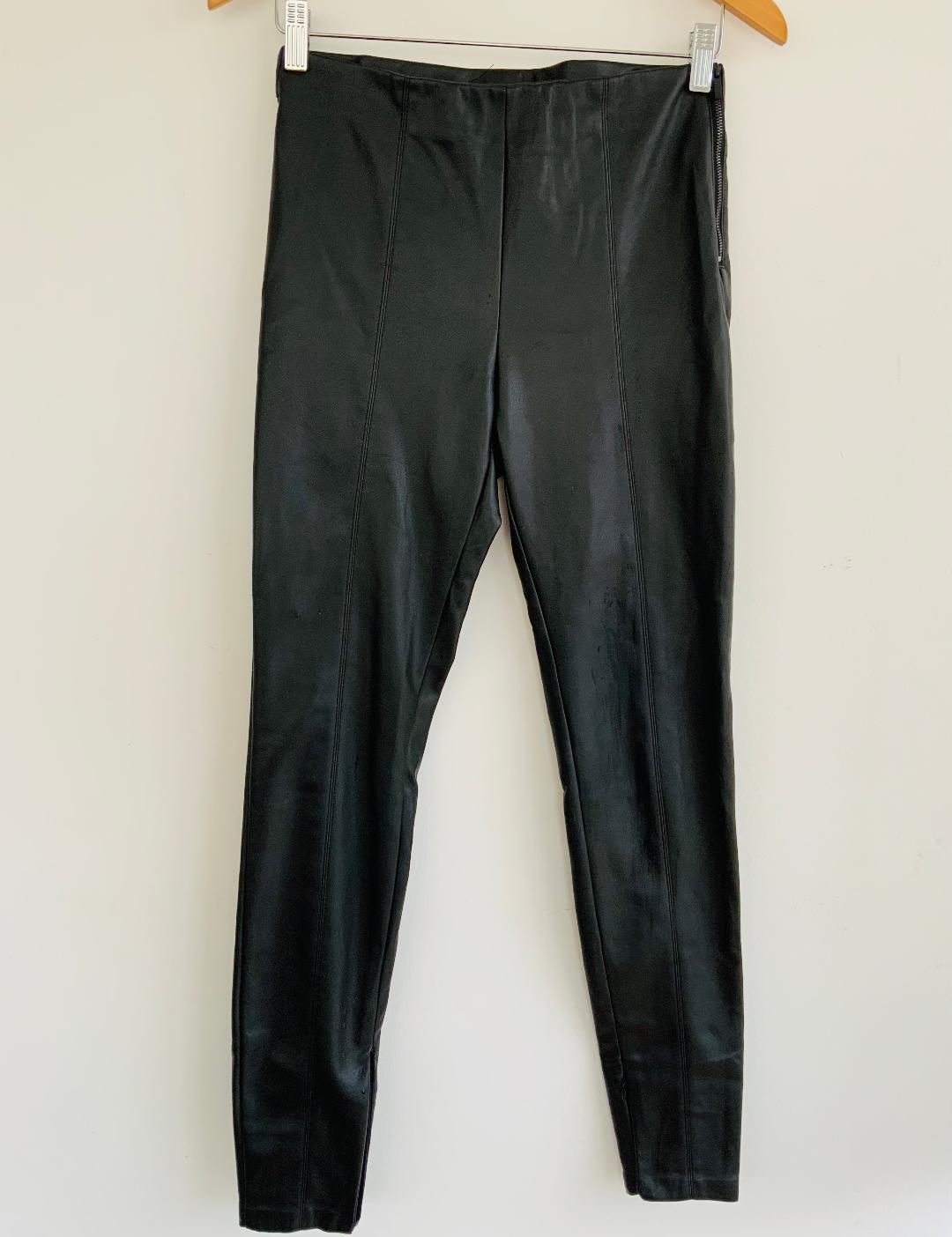 ZARA Pantalón recto en polipiel con Talla M
